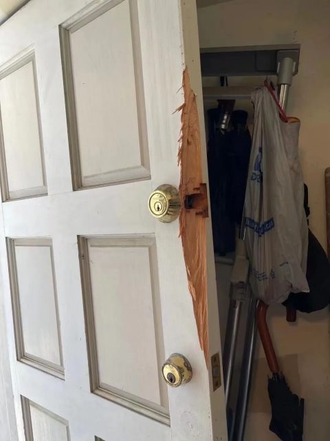 干得漂亮！3非裔劫匪破门抢劫，华女持双枪冷静打跑，朋友圈秀战果鼓励“要备枪”！