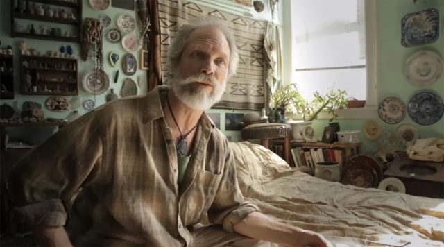 全世界最孤独的男人，凌晨3点出门捡垃圾，却让80万人大呼羡慕：“理想的生活！”