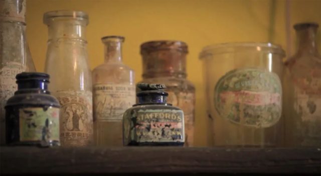 全世界最孤独的男人，凌晨3点出门捡垃圾，却让80万人大呼羡慕：“理想的生活！”