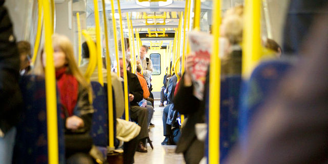 车轮上的美国 公共交通是这样的 车轮上的美国 公共交通是这样的