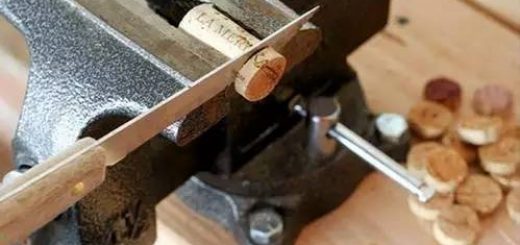 别再扔了！原来红酒塞才是一瓶酒中最值钱的！