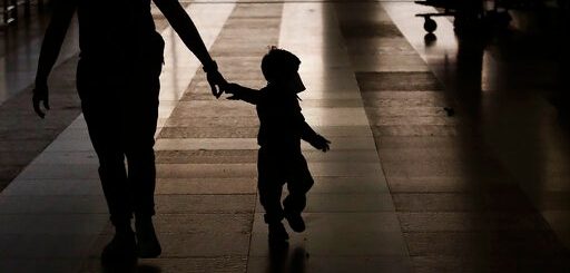 警惕！夏季以来儿童新冠感染率上升迅速