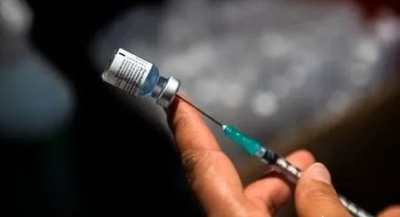 突发！德州州长确诊！拜登政府将宣布：全美民众接种第三针！关键时间点：8个月！