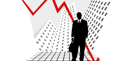 三大指标预判明年底前经济将步入衰退,华人应如何布局止损?