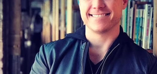 千万富翁硅谷科技大亨遇刺身亡! 马斯克哀悼! "美版支付宝"创始人 干过谷歌 投过SpaceX